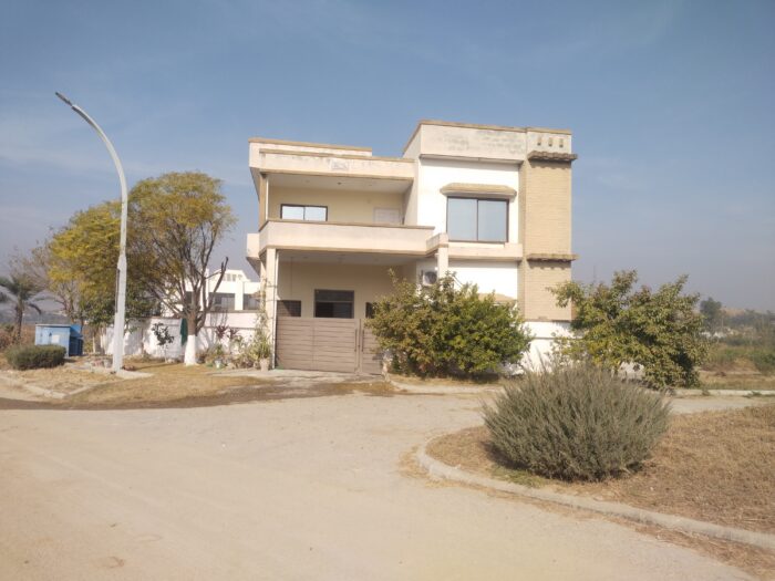 filter: -1; fileterIntensity: 0.0; filterMask: 0; module: a; 
hw-remosaic: 0; 
touch: (-1.0, -1.0); 
modeInfo: ; 
sceneMode: Auto; 
cct_value: 0; 
AI_Scene: (-1, -1); 
aec_lux: 409.1731; 
hist255: 0.0; 
hist252~255: 0.0; 
hist0~15: 0.0;