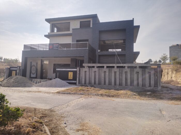 filter: -1; fileterIntensity: 0.0; filterMask: 0; module: a; 
hw-remosaic: 0; 
touch: (-1.0, -1.0); 
modeInfo: ; 
sceneMode: Hdr; 
cct_value: 0; 
AI_Scene: (-1, -1); 
aec_lux: 409.1731; 
hist255: 0.0; 
hist252~255: 0.0; 
hist0~15: 0.0;