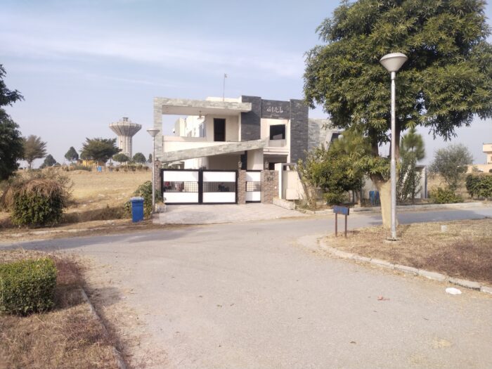 filter: 0; fileterIntensity: 0.0; filterMask: 0; module: a; 
hw-remosaic: 0; 
touch: (-1.0, -1.0); 
modeInfo: ; 
sceneMode: SFHDR; 
cct_value: 0; 
AI_Scene: (-1, -1); 
aec_lux: 79.55475; 
hist255: 0.0; 
hist252~255: 0.0; 
hist0~15: 0.0;