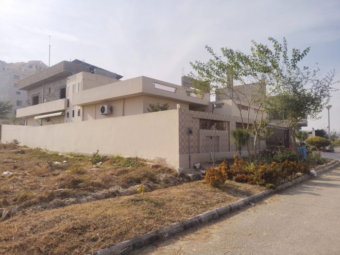 filter: 0; fileterIntensity: 0.0; filterMask: 0; module: a; 
hw-remosaic: 0; 
touch: (-1.0, -1.0); 
modeInfo: ; 
sceneMode: Night; 
cct_value: 0; 
AI_Scene: (6, -1); 
aec_lux: 57.647057; 
hist255: 0.0; 
hist252~255: 0.0; 
hist0~15: 0.0;