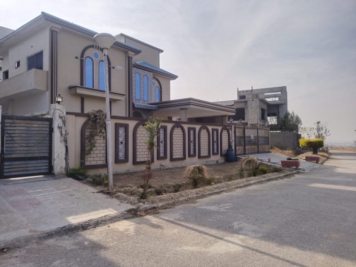 filter: 0; fileterIntensity: 0.0; filterMask: 0; module: a; 
hw-remosaic: 0; 
touch: (-1.0, -1.0); 
modeInfo: ; 
sceneMode: Hdr; 
cct_value: 0; 
AI_Scene: (6, -1); 
aec_lux: 64.842834; 
hist255: 0.0; 
hist252~255: 0.0; 
hist0~15: 0.0;